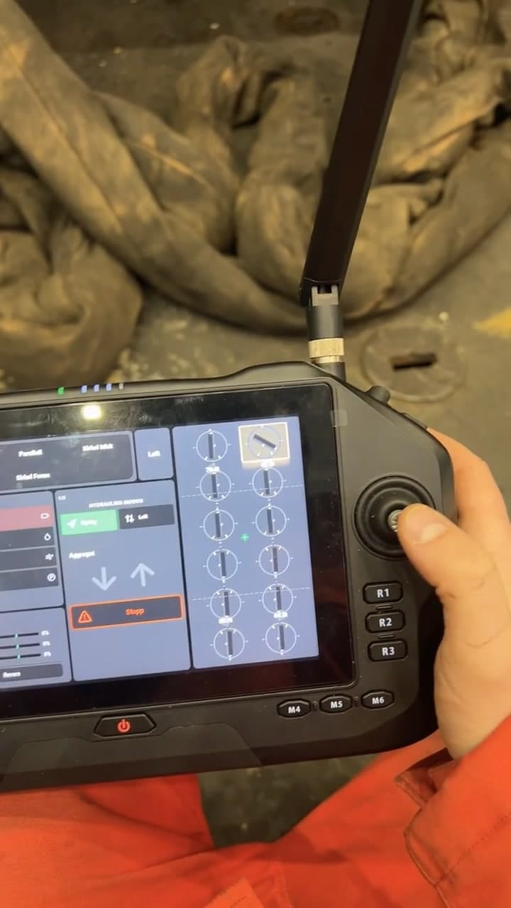 Test av fjernstyrt hydraulikk på heavylifter